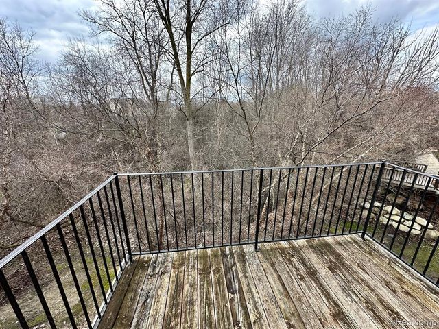 39700 Rockcrest Lane, Northville, MI 48168