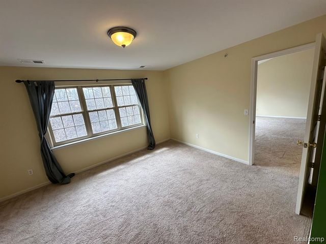 39700 Rockcrest Lane, Northville, MI 48168