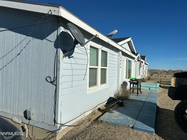 3250 E 4th Street, Silver Springs, NV 89429
