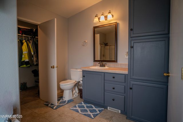 3250 E 4th Street, Silver Springs, NV 89429