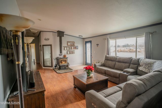 3250 E 4th Street, Silver Springs, NV 89429