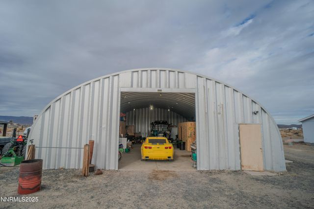 3250 E 4th Street, Silver Springs, NV 89429