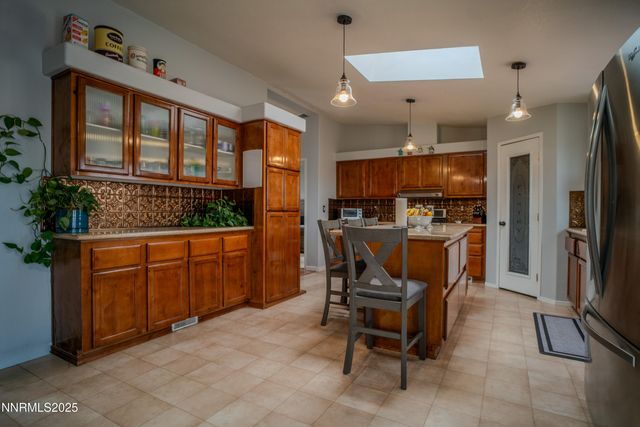 3250 E 4th Street, Silver Springs, NV 89429