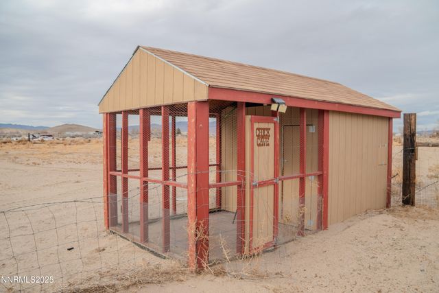 3250 E 4th Street, Silver Springs, NV 89429