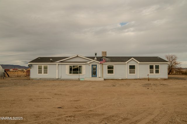 3250 E 4th Street, Silver Springs, NV 89429
