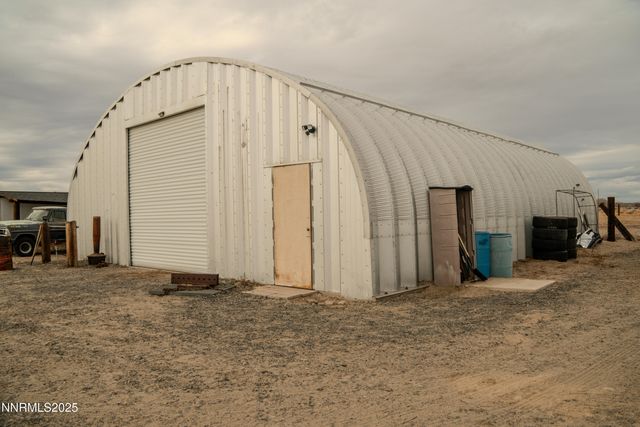 3250 E 4th Street, Silver Springs, NV 89429