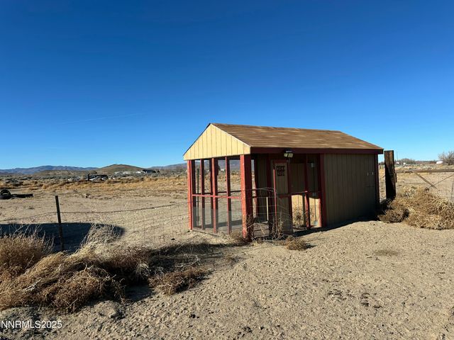 3250 E 4th Street, Silver Springs, NV 89429