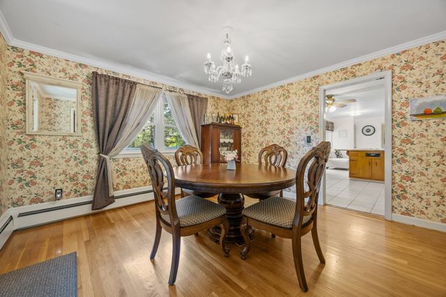 122 Westwood Dr, Whitman, MA 02382