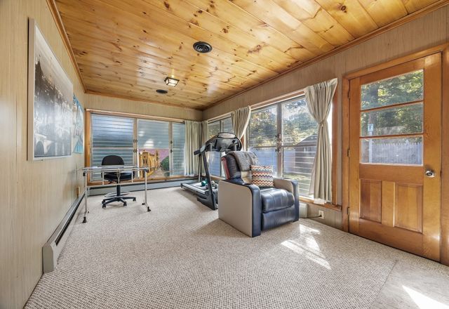 122 Westwood Dr, Whitman, MA 02382