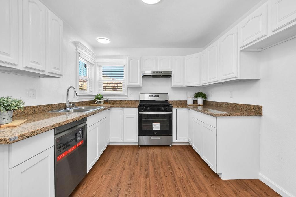 Image 9 of property listing at 425 W 8th Street, Pittsburg, CA 94565