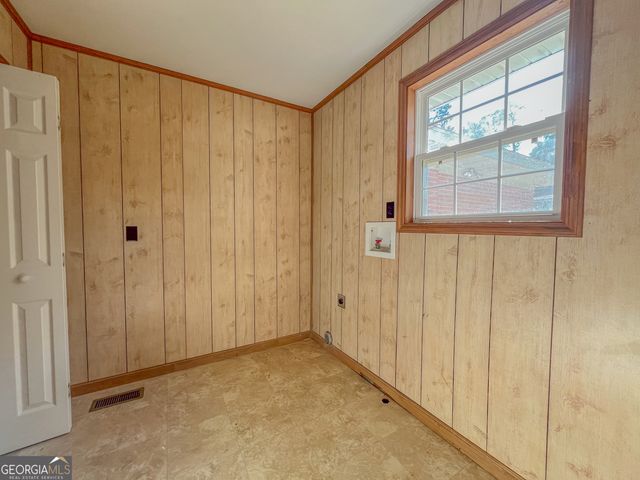 307 Brookdale Drive, Dublin, GA 31021