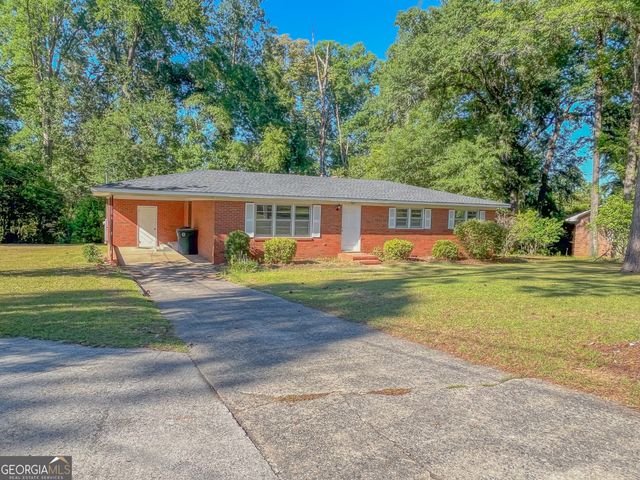 307 Brookdale Drive, Dublin, GA 31021