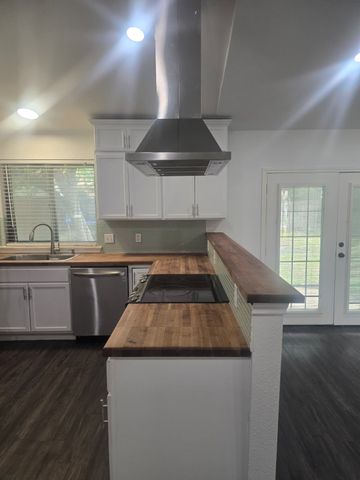 1013 Terrebonne Court, Arlington, TX 76014