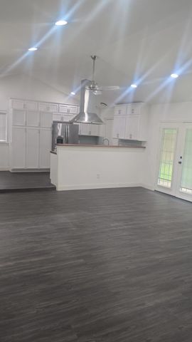 1013 Terrebonne Court, Arlington, TX 76014