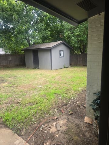 1013 Terrebonne Court, Arlington, TX 76014