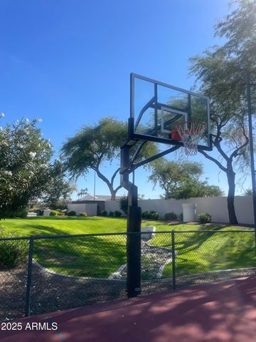 7614 E Cactus Wren Road, Scottsdale, AZ 85250