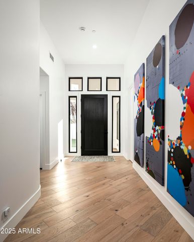 7614 E Cactus Wren Road, Scottsdale, AZ 85250