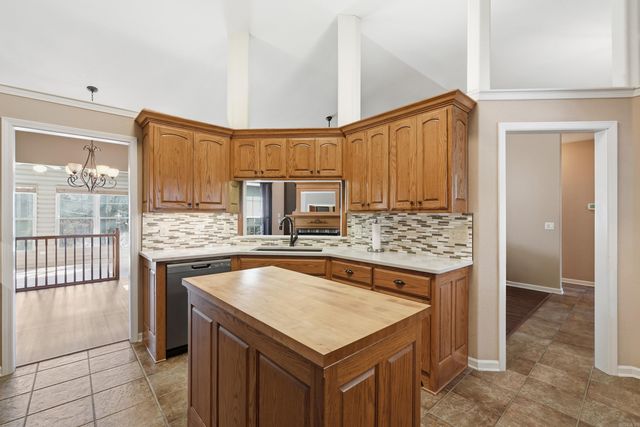 79 Bargus lane, Hot Springs Village, AR 71909