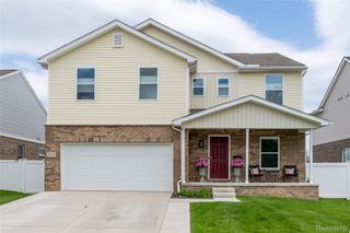 3418 Woodmont Avenue, Trenton, MI 48183