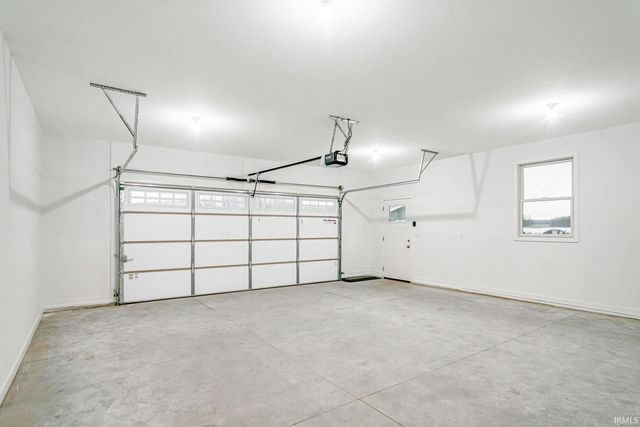 416 S Washington Street, Pierceton, IN 46562