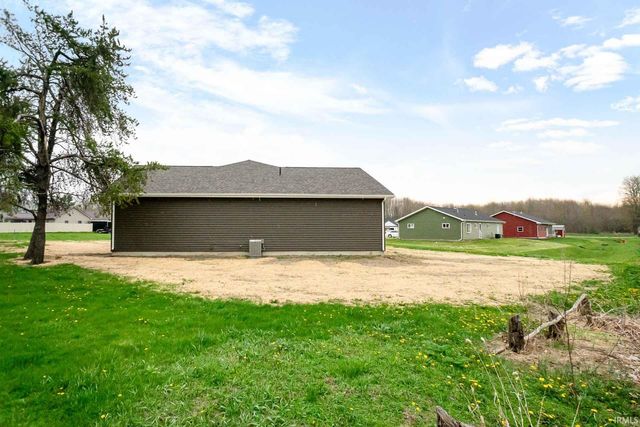 416 S Washington Street, Pierceton, IN 46562