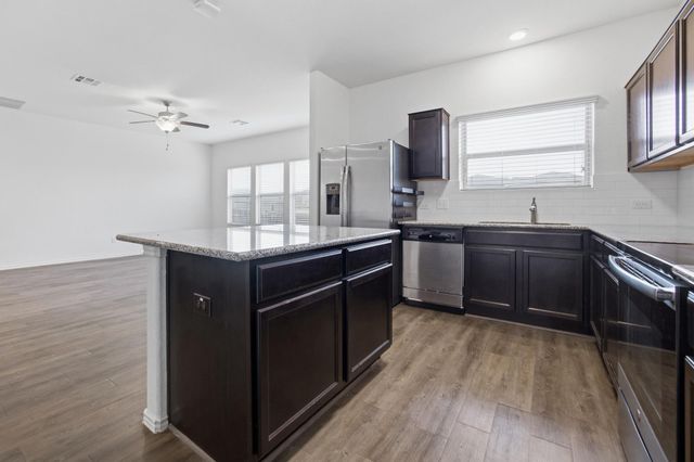 470 Major Lee LN 20H, Jarrell, TX 76537