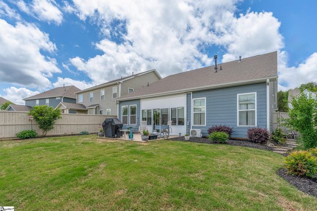 6 Daybreak Place, Simpsonville, SC 29681