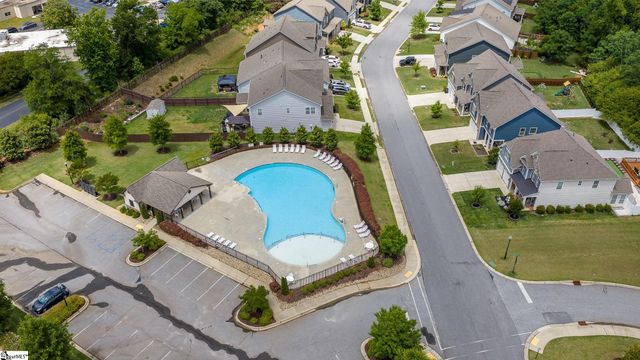6 Daybreak Place, Simpsonville, SC 29681