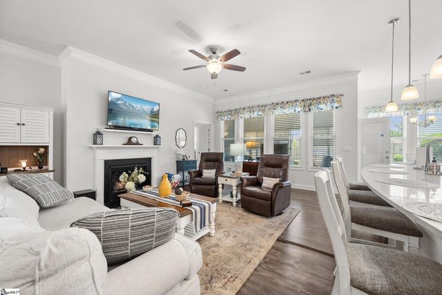 6 Daybreak Place, Simpsonville, SC 29681