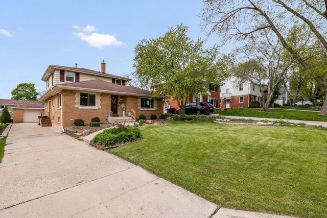 10422 Hillside AVENUE, Wauwatosa, WI 53222