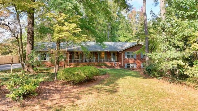 2607 Club Valley Drive NE, Marietta, GA 30068