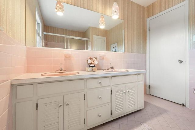 2607 Club Valley Drive NE, Marietta, GA 30068