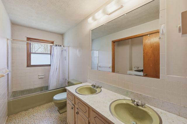 1925 Curdsville Road, Harrodsburg, KY 40330