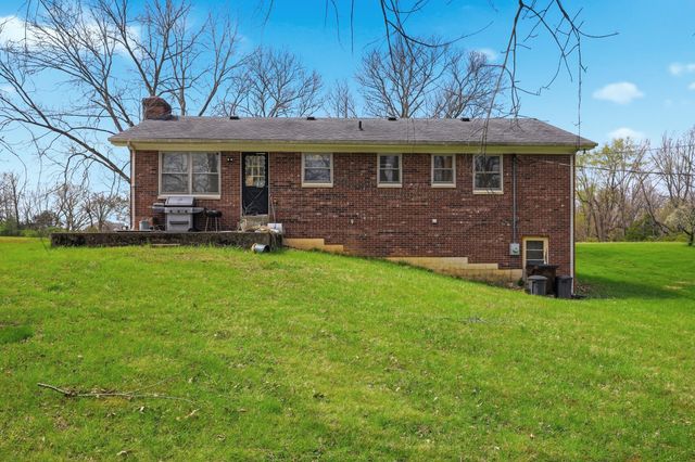 1925 Curdsville Road, Harrodsburg, KY 40330