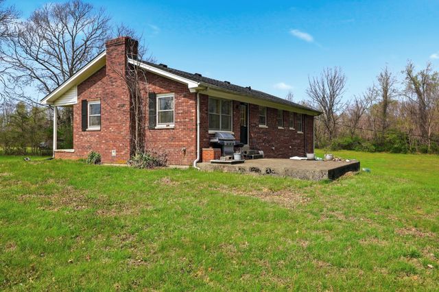 1925 Curdsville Road, Harrodsburg, KY 40330