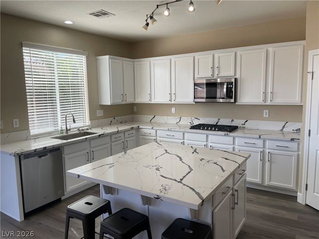 164 Gannett Peak Street, Henderson, NV 89012
