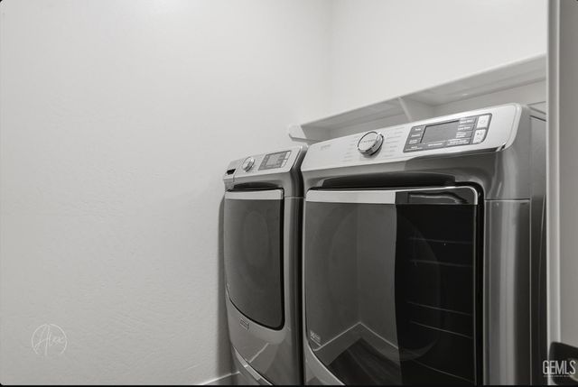 7808 Savannah Height Avenue, Bakersfield, CA 93313