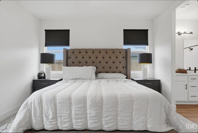 7808 Savannah Height Avenue, Bakersfield, CA 93313