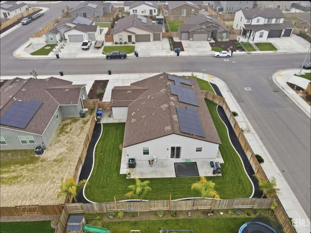 7808 Savannah Height Avenue, Bakersfield, CA 93313