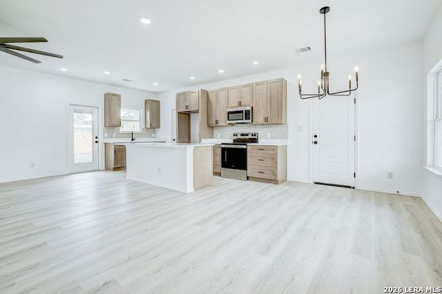 3514 Woodville, San Antonio, TX 78223