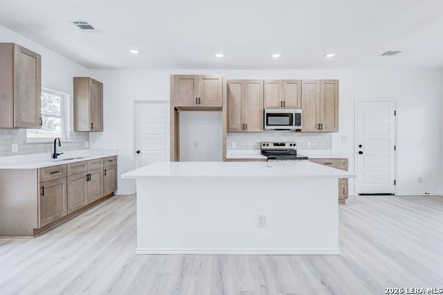 3514 Woodville, San Antonio, TX 78223