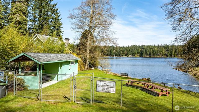 4887 Lakeside Drive, Langley, WA 98260