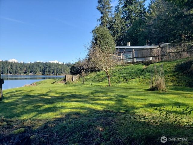 4887 Lakeside Drive, Langley, WA 98260