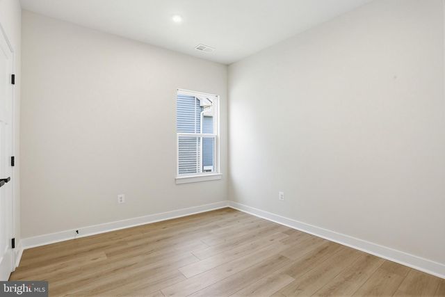 912 CLARENDON FARM LN, Brunswick, MD 21716