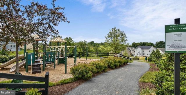 912 CLARENDON FARM LN, Brunswick, MD 21716