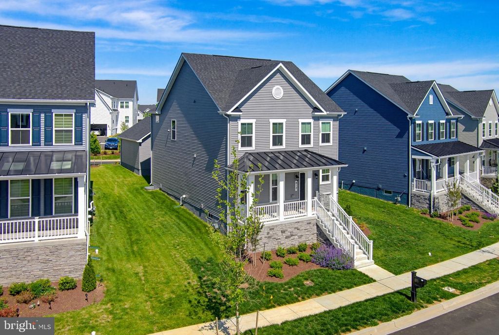 Image 3 of property listing at 912 CLARENDON FARM LN, Brunswick, MD 21716