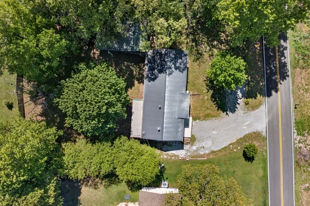 651 Prentice St, Crossville, TN 38555