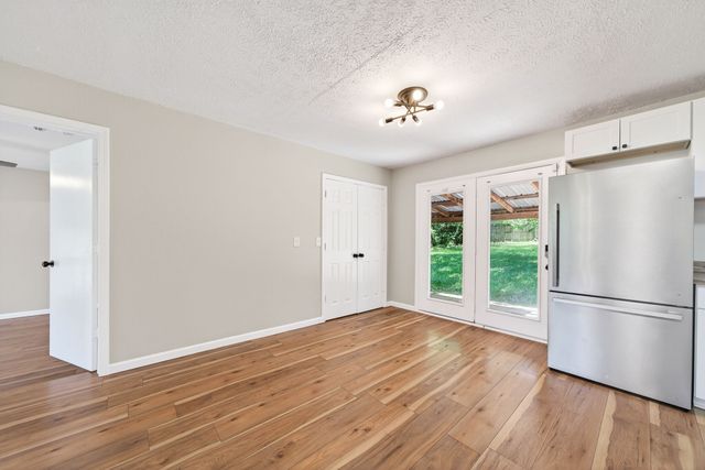 651 Prentice St, Crossville, TN 38555