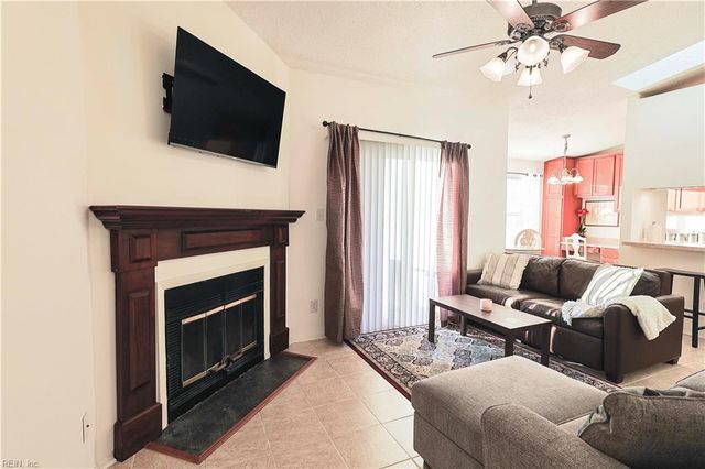 630 Spirit CT, Virginia Beach, VA 23462