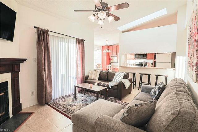 630 Spirit CT, Virginia Beach, VA 23462